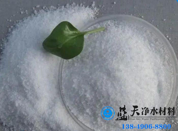 聚丙烯酰胺在使用时温度过高很可能会出现水解现象.jpg